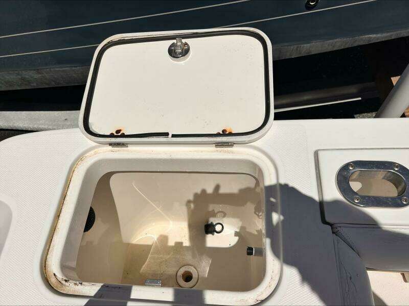 31ft Edgewater Yacht For Sale