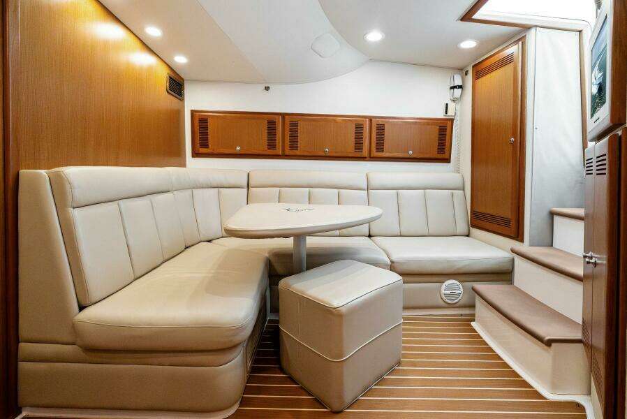 Pescador 40ft Cabo Yacht For Sale