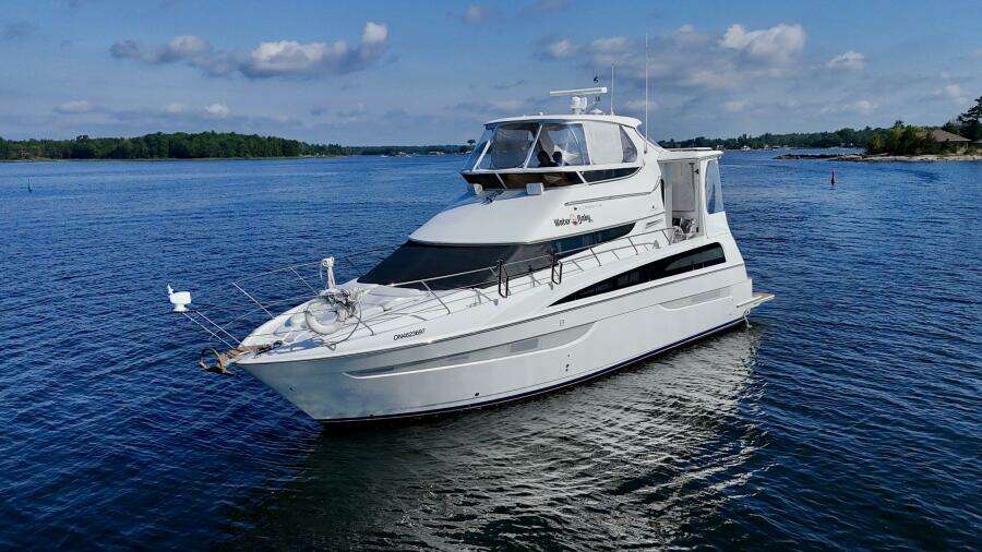 Water Baby 43ft Carver Yacht For Sale