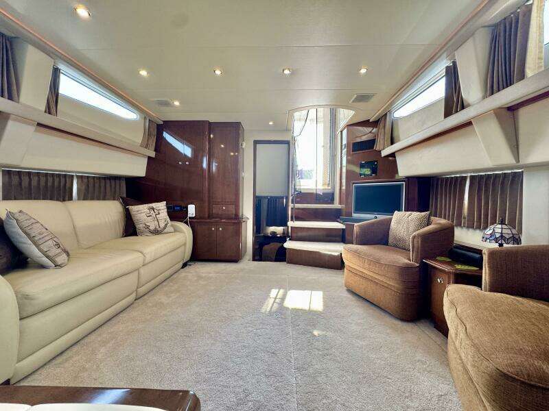 Water Baby 43ft Carver Yacht For Sale