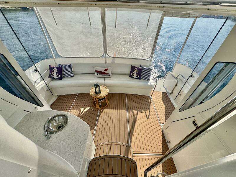 Water Baby 43ft Carver Yacht For Sale