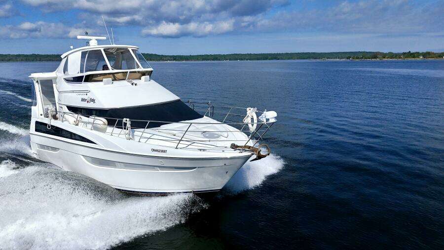 Water Baby 43ft Carver Yacht For Sale
