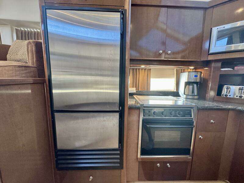 Water Baby 43ft Carver Yacht For Sale