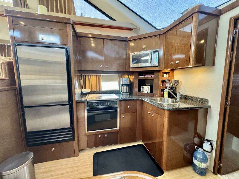 Water Baby 43ft Carver Yacht For Sale