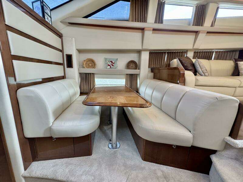 Water Baby 43ft Carver Yacht For Sale