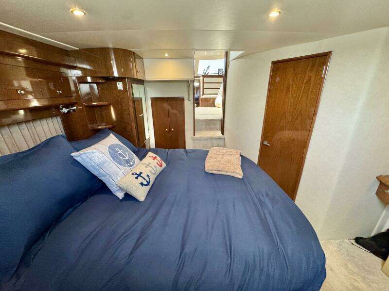 Water Baby 43ft Carver Yacht For Sale