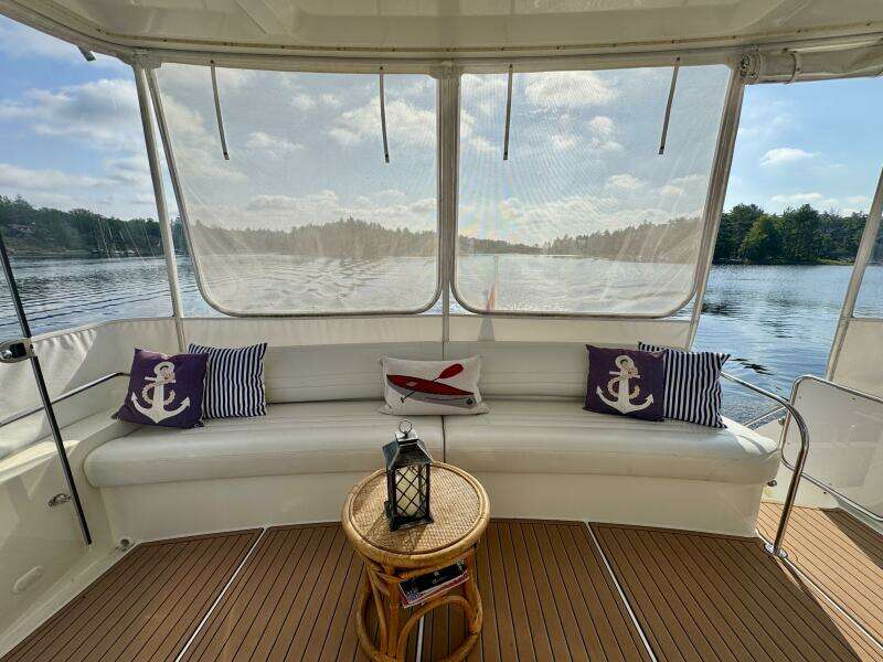 Water Baby 43ft Carver Yacht For Sale