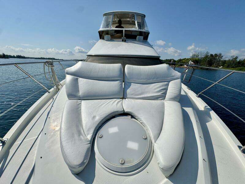 Water Baby 43ft Carver Yacht For Sale