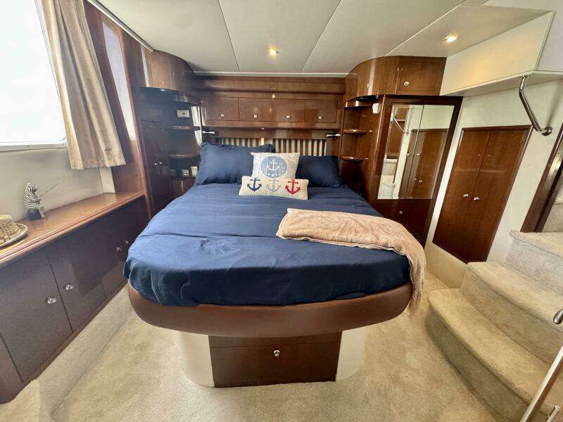Water Baby 43ft Carver Yacht For Sale