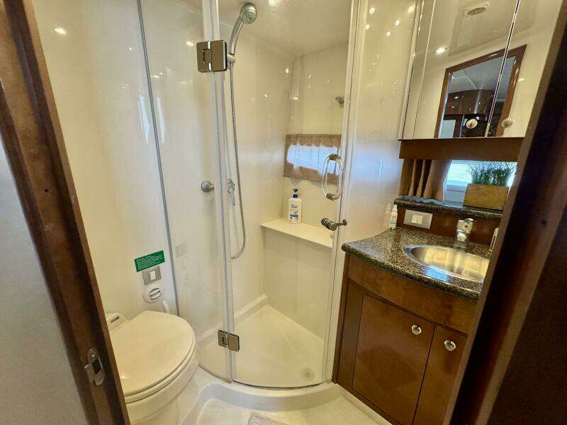 Water Baby 43ft Carver Yacht For Sale