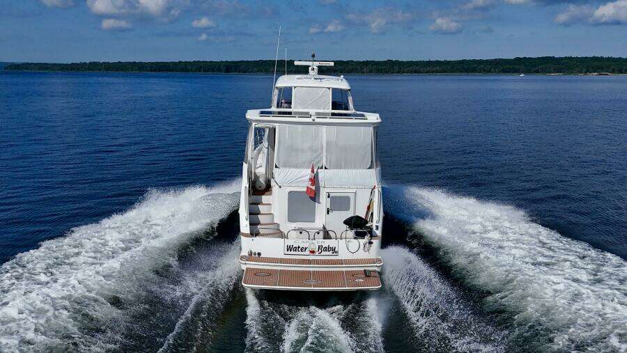 Water Baby 43ft Carver Yacht For Sale