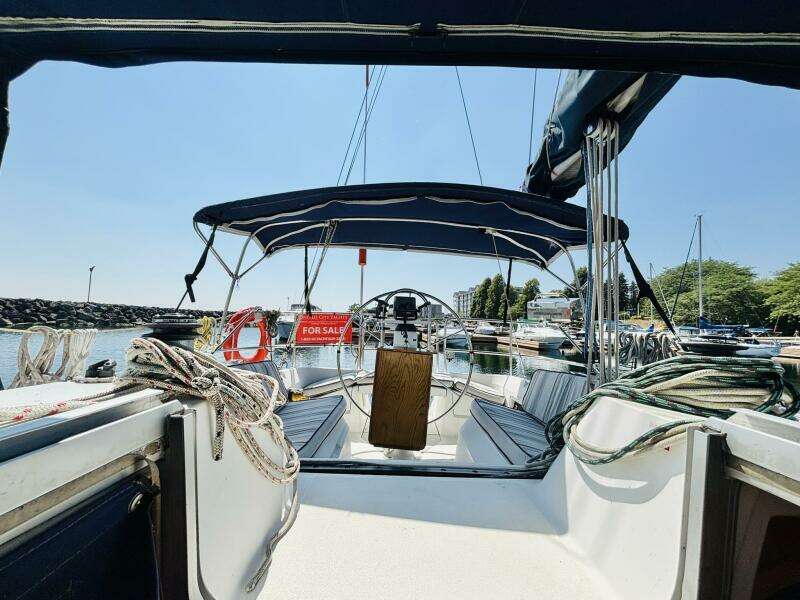 ORION 37ft Hunter Yacht For Sale