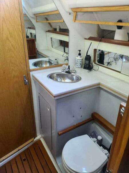 ORION 37ft Hunter Yacht For Sale