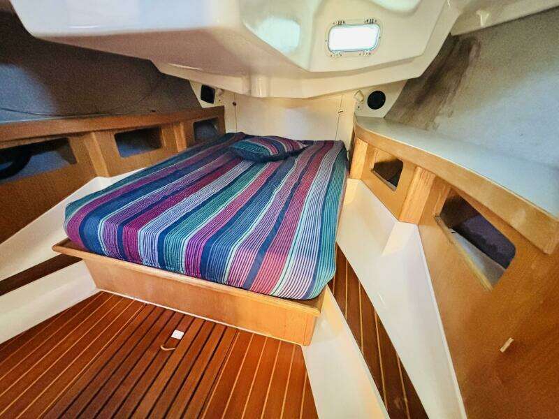 ORION 37ft Hunter Yacht For Sale