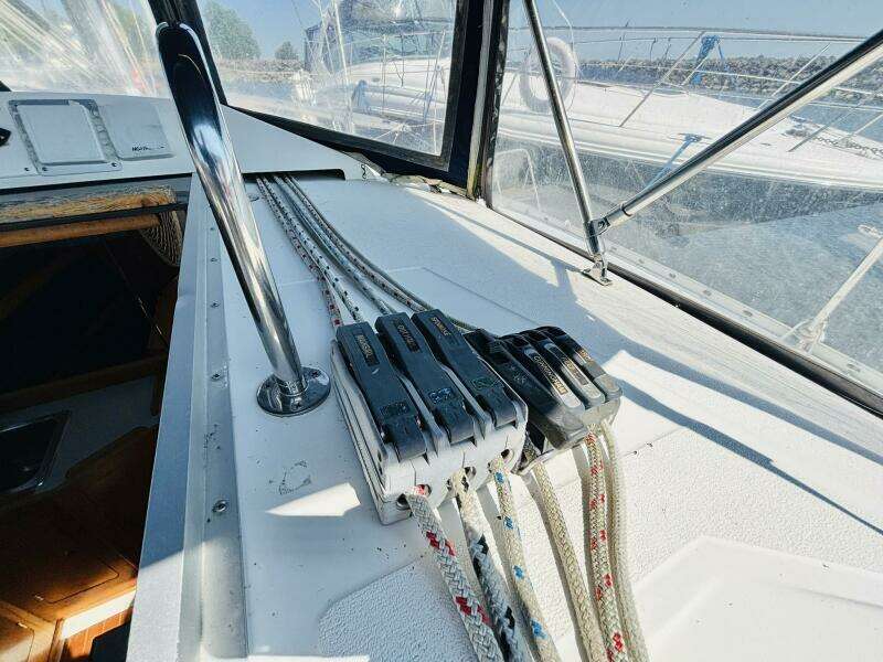 ORION 37ft Hunter Yacht For Sale