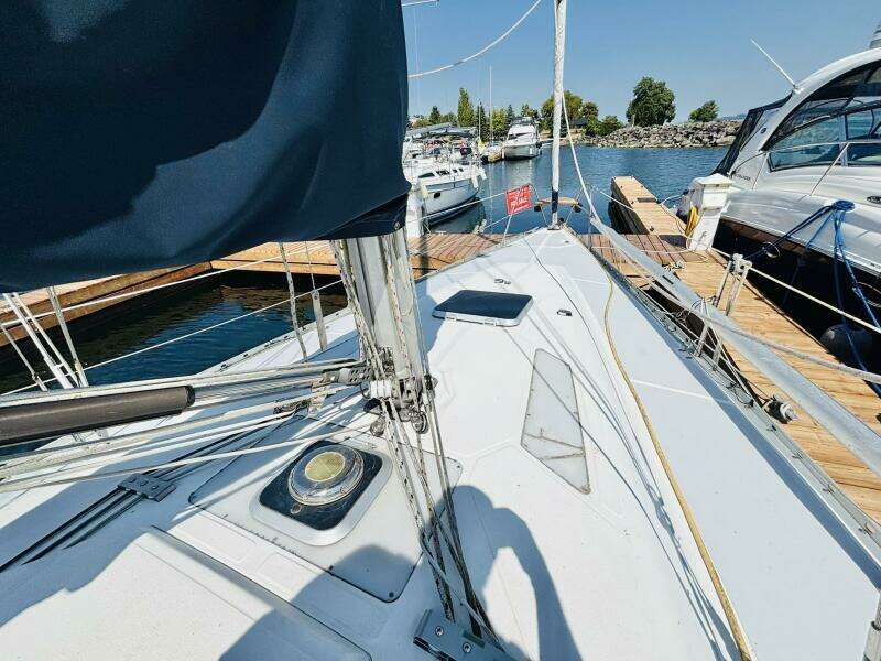 ORION 37ft Hunter Yacht For Sale