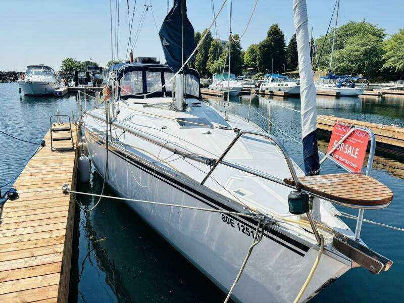 ORION 37ft Hunter Yacht For Sale