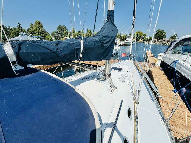 ORION 37ft Hunter Yacht For Sale