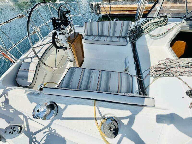 ORION 37ft Hunter Yacht For Sale