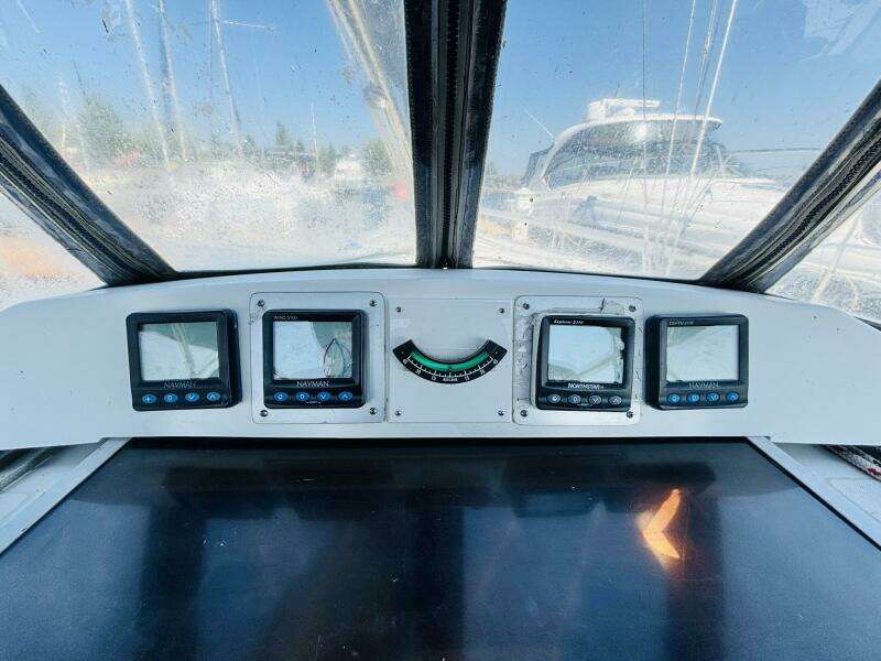 ORION 37ft Hunter Yacht For Sale