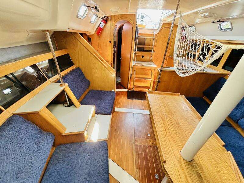 ORION 37ft Hunter Yacht For Sale