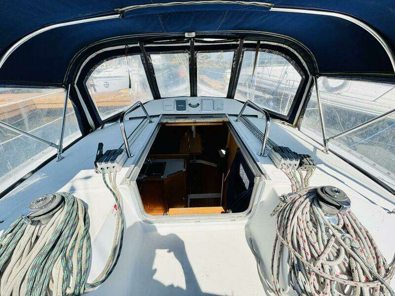 ORION 37ft Hunter Yacht For Sale