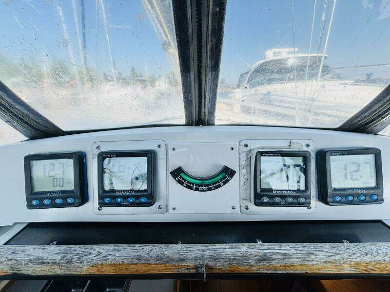 ORION 37ft Hunter Yacht For Sale