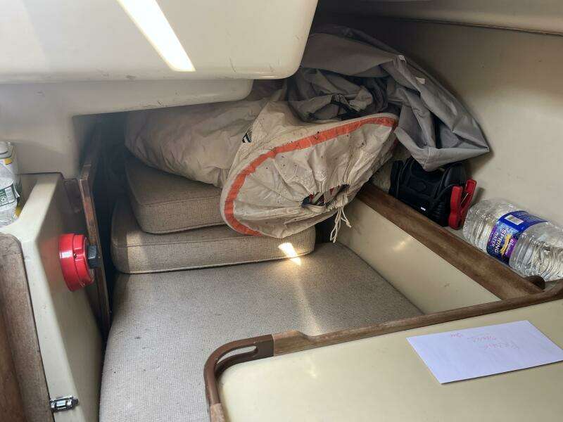 34ft C amp C Yacht For Sale