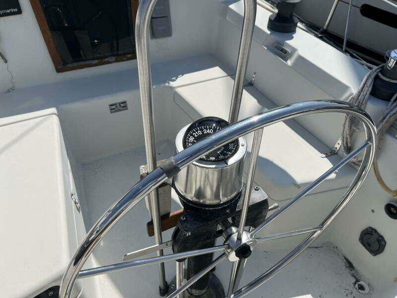 34ft C amp C Yacht For Sale