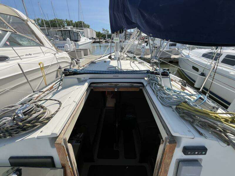 34ft C amp C Yacht For Sale