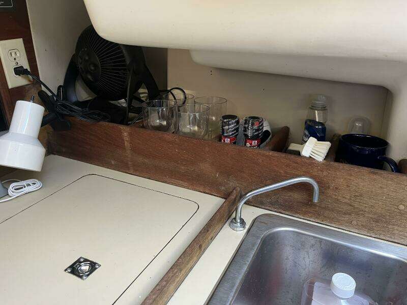 34ft C amp C Yacht For Sale
