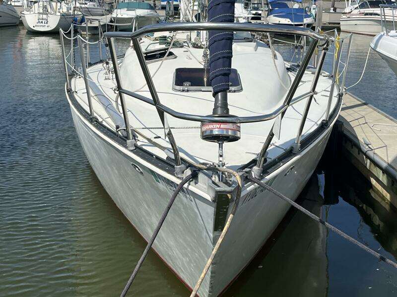 34ft C amp C Yacht For Sale