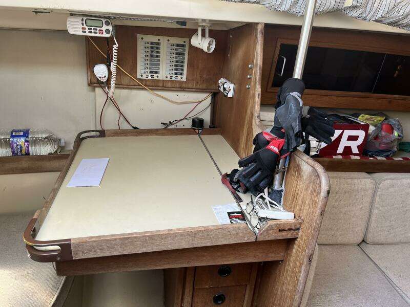 34ft C amp C Yacht For Sale