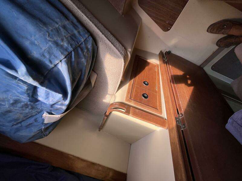 34ft C amp C Yacht For Sale