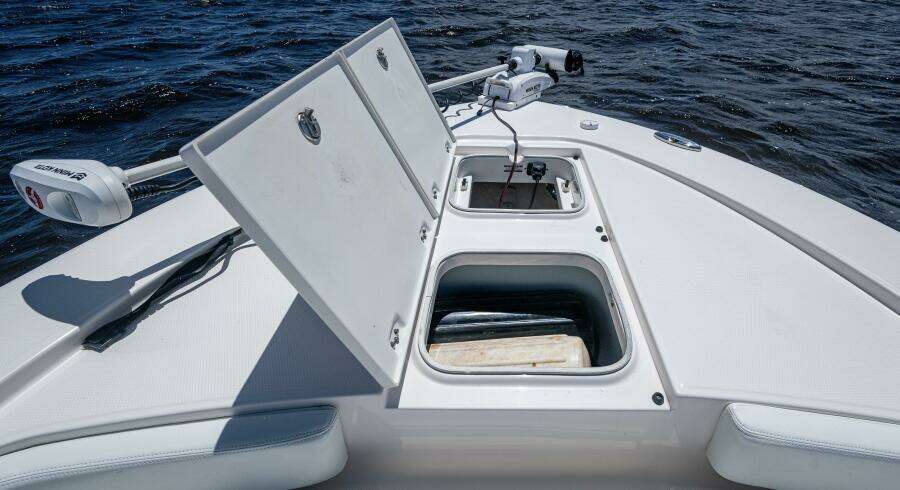 24ft Robalo Yacht For Sale