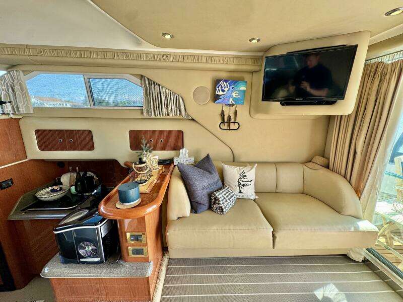 Shaneanigans 40ft Sea Ray Yacht For Sale