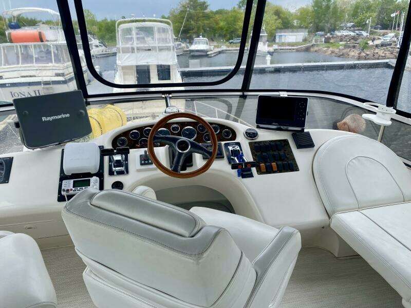 Shaneanigans 40ft Sea Ray Yacht For Sale