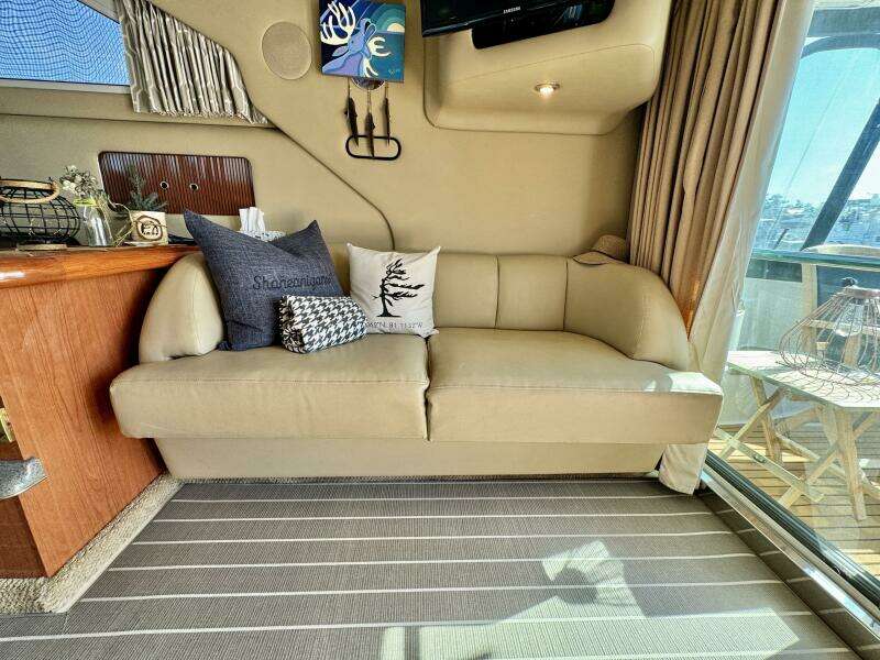 Shaneanigans 40ft Sea Ray Yacht For Sale