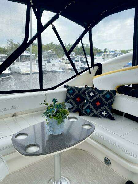 Shaneanigans 40ft Sea Ray Yacht For Sale
