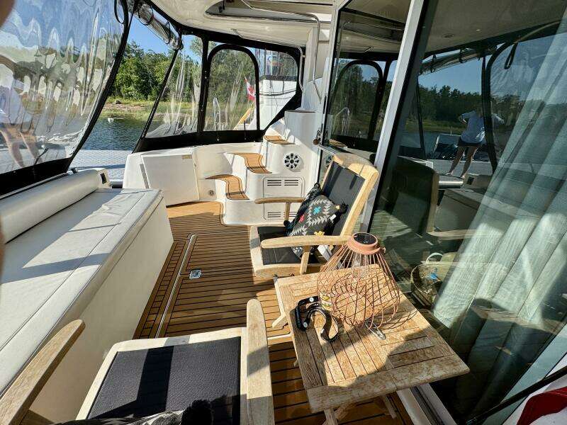 Shaneanigans 40ft Sea Ray Yacht For Sale