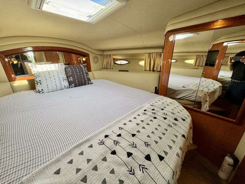 Shaneanigans 40ft Sea Ray Yacht For Sale