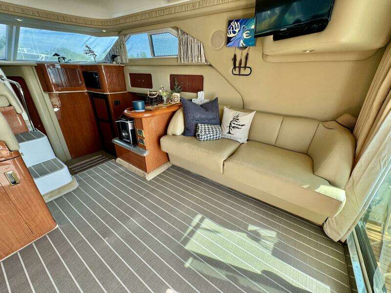Shaneanigans 40ft Sea Ray Yacht For Sale