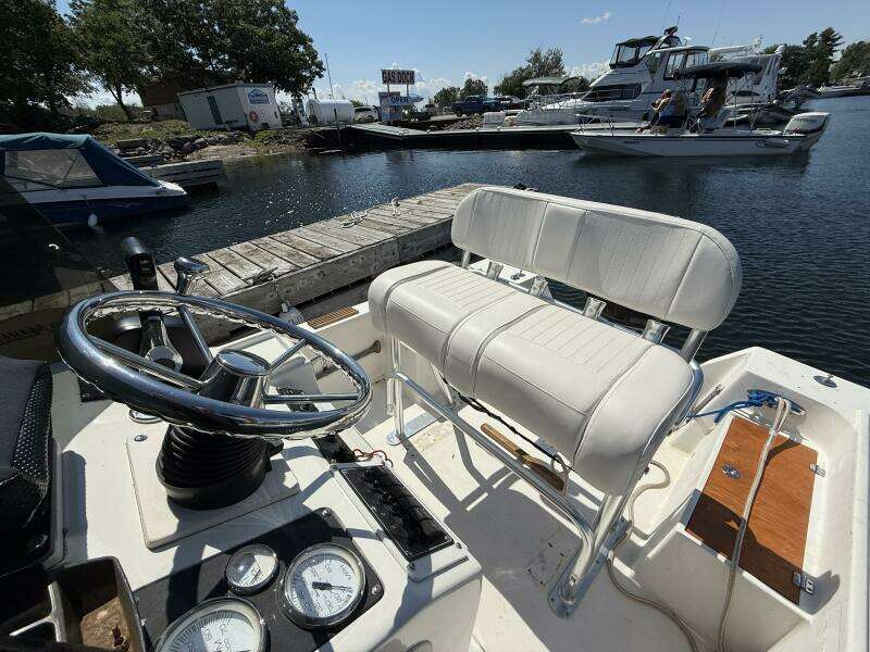 17ft Mako Yacht For Sale