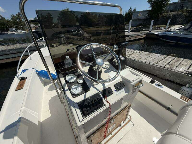 17ft Mako Yacht For Sale