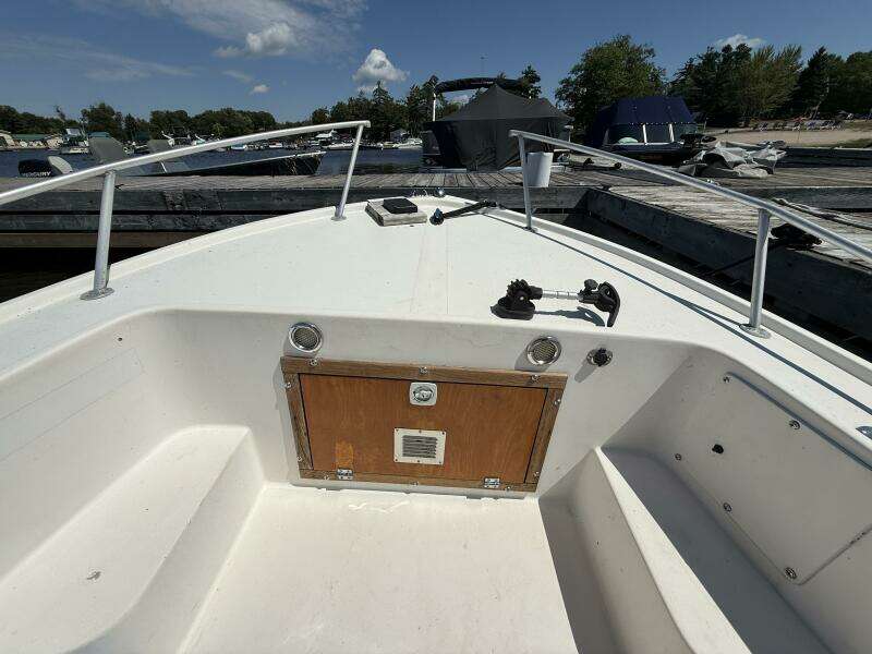 17ft Mako Yacht For Sale