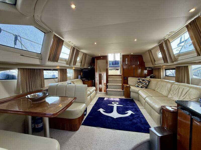 44ft Carver Yacht For Sale