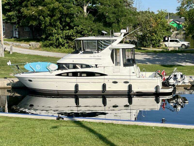 44ft Carver Yacht For Sale