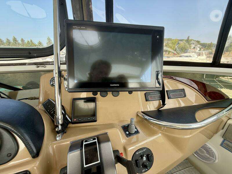44ft Carver Yacht For Sale