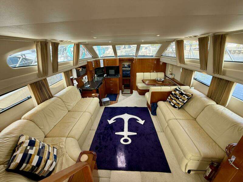 44ft Carver Yacht For Sale