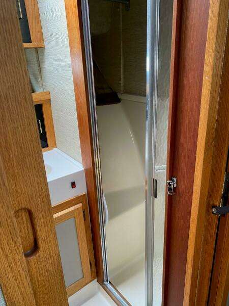 34ft Silverton Yacht For Sale